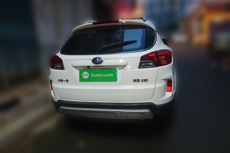 Used Bestune X80 2016 2.0L automatic Comfort trim level Rear