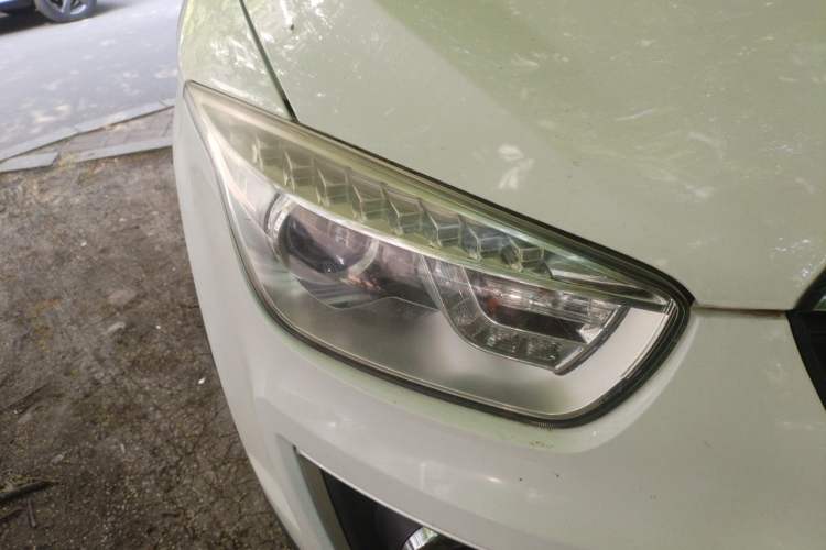 Used Bestune X80 2016 2.0L Automatic Luxury Model Right Front Headlight