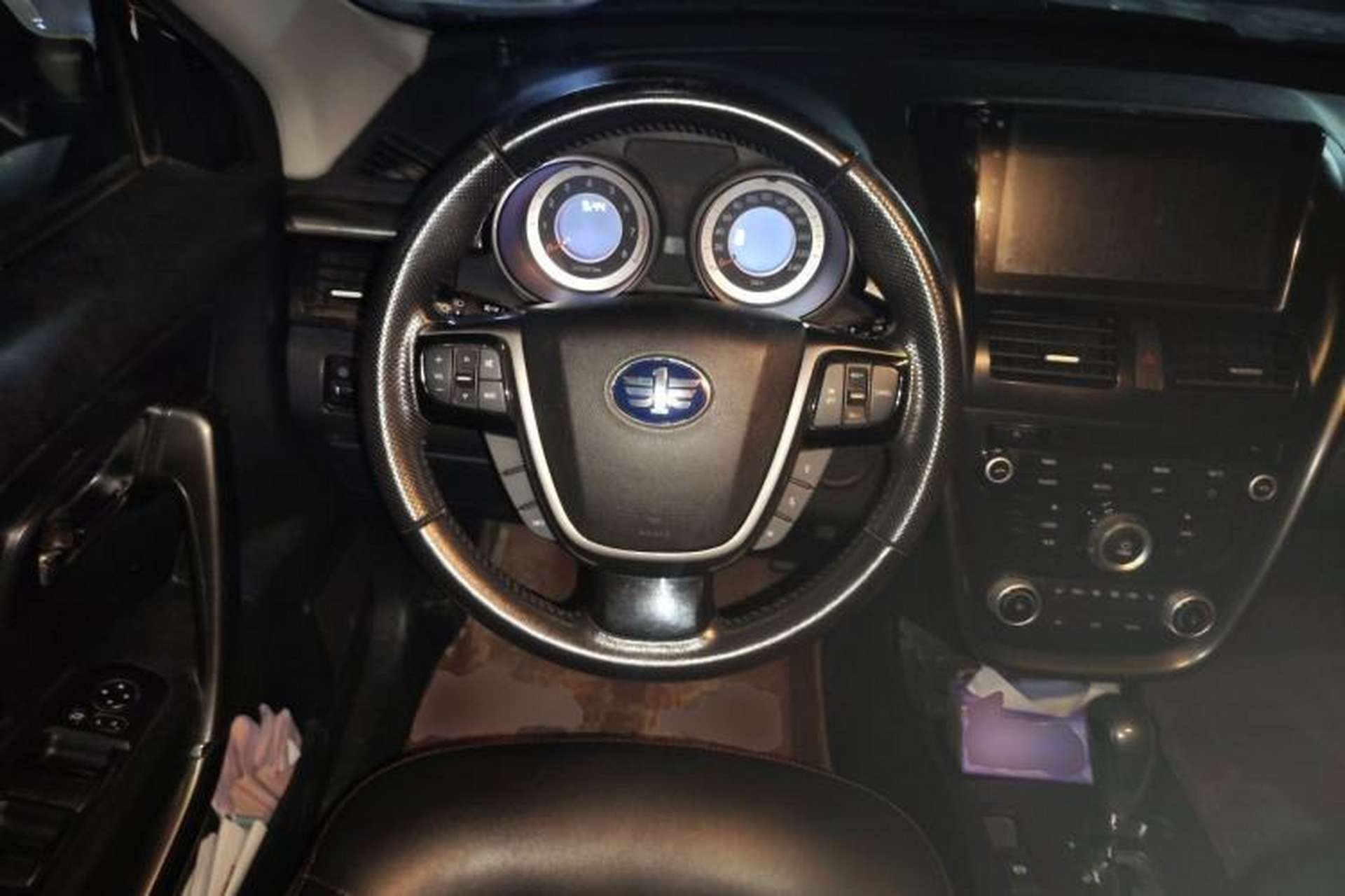 Used Bestune X80 2016 2.0L automatic Comfort trim level Steering Wheel