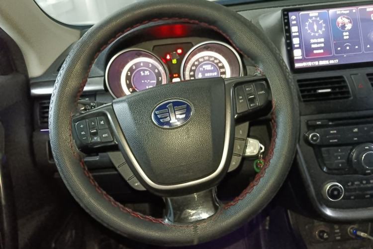 Used Bestune X80 2016 2.0L automatic Comfort trim level Steering Wheel