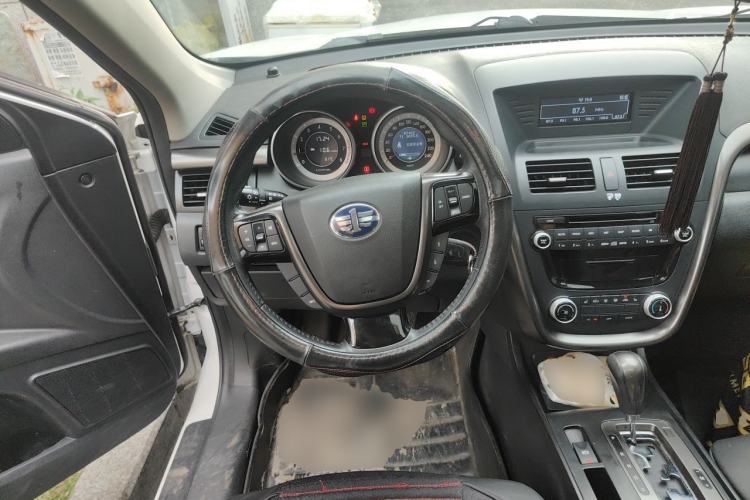 Used Bestune X80 2016 2.0L automatic Comfort trim level Steering Wheel