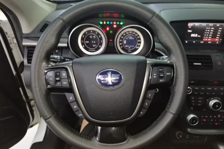Used Bestune X80 2016 2.0L Automatic Luxury Model Steering Wheel