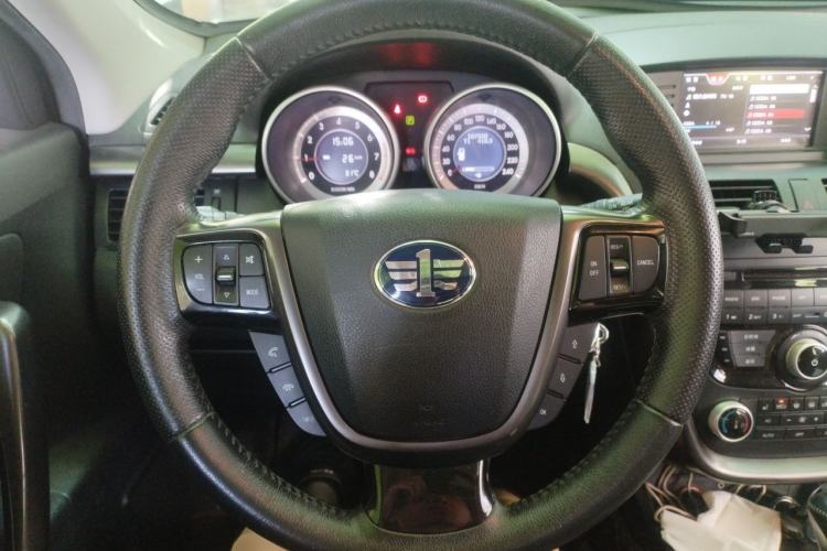 Used Bestune X80 2016 2.0L Automatic Luxury Model Steering Wheel