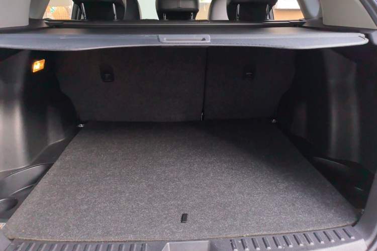 Used Bestune X80 2016 2.0L Manual Luxury Edition Trunk