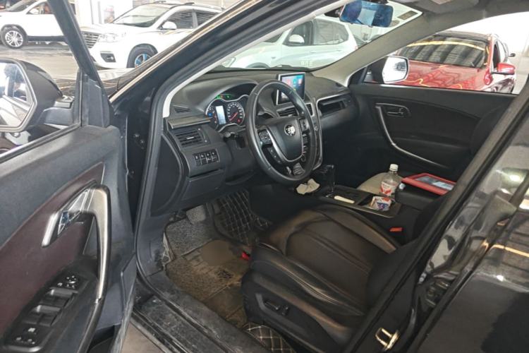 Used Bestune X80 2017 1.8T Automatic Luxury Model Driver Seat