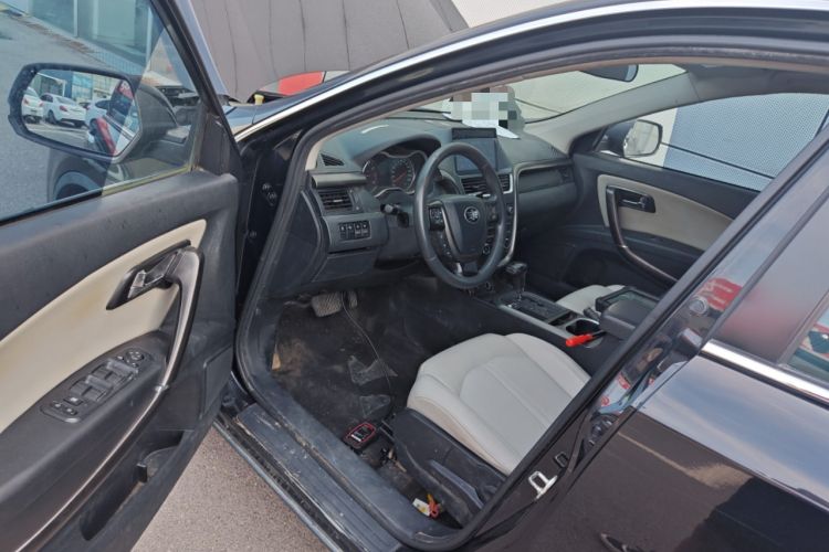 Used Bestune X80 2017 2.0L Automatic Elite Edition Driver Seat