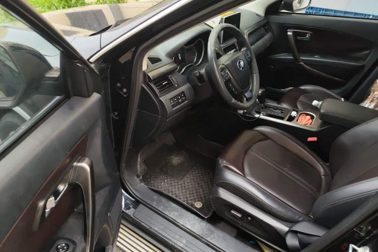 Used Bestune X80 2017 1.8T Automatic Luxury Model Driver Seat