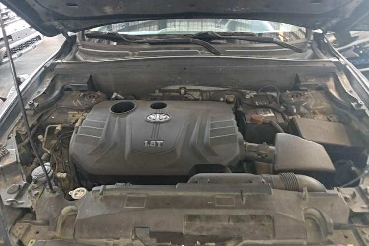 Used Bestune X80 2017 1.8T Automatic Luxury Model Engine Bay