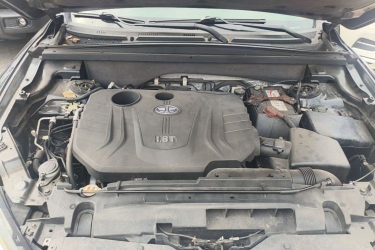 Used Bestune X80 2017 1.8T Automatic Luxury Model Engine Bay