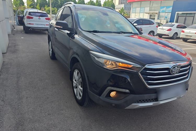 Used Bestune X80 2017 2.0L Automatic Elite Edition Front Right 45 Deg