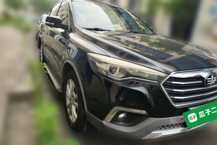 Used Bestune X80 2017 1.8T Automatic Luxury Model Front Right 45 Deg