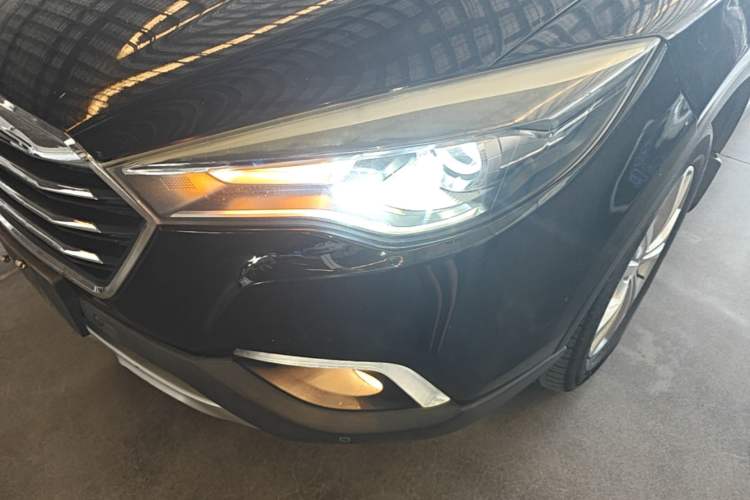 Used Bestune X80 2017 1.8T Automatic Luxury Model Left Front Headlight