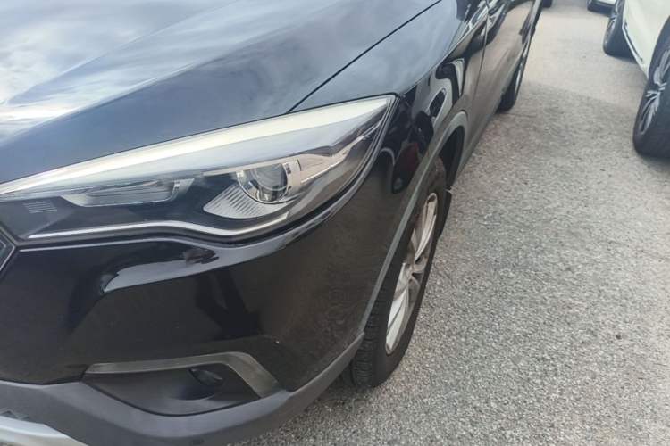 Used Bestune X80 2017 1.8T Automatic Luxury Model Left Front Headlight