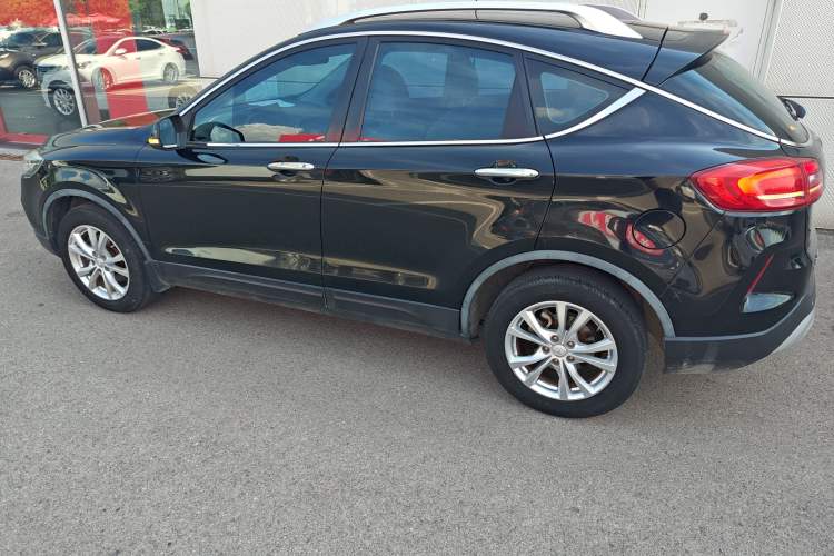 Used Bestune X80 2017 2.0L Automatic Elite Edition Left Side