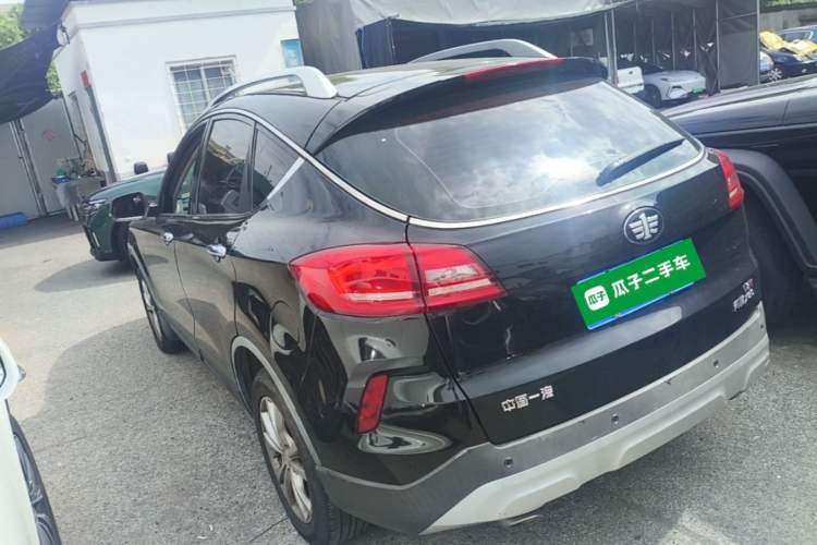 Used Bestune X80 2017 1.8T Automatic Luxury Model Rear Left 45 Deg