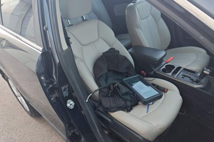 Used Bestune X80 2017 2.0L Automatic Elite Edition Right Front Seat