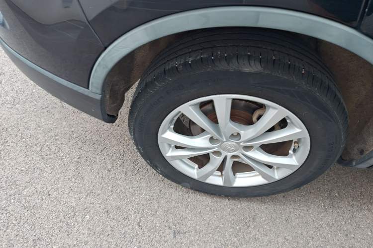 Used Bestune X80 2017 2.0L Automatic Elite Edition Right Rear Wheel Hub