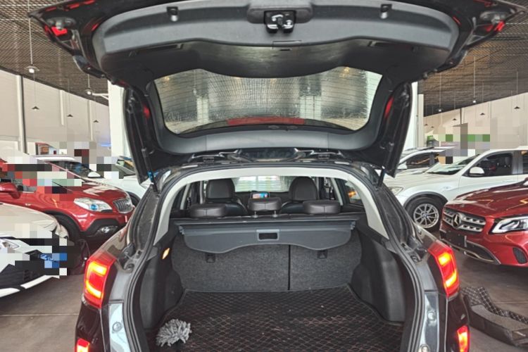 Used Bestune X80 2017 1.8T Automatic Luxury Model Trunk