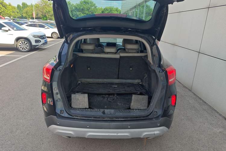 Used Bestune X80 2017 2.0L Automatic Elite Edition Trunk
