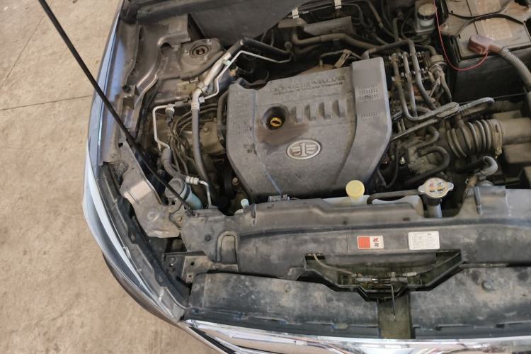 Used Bestune X80 2017 2.0L Automatic Elite Edition Engine Bay Right