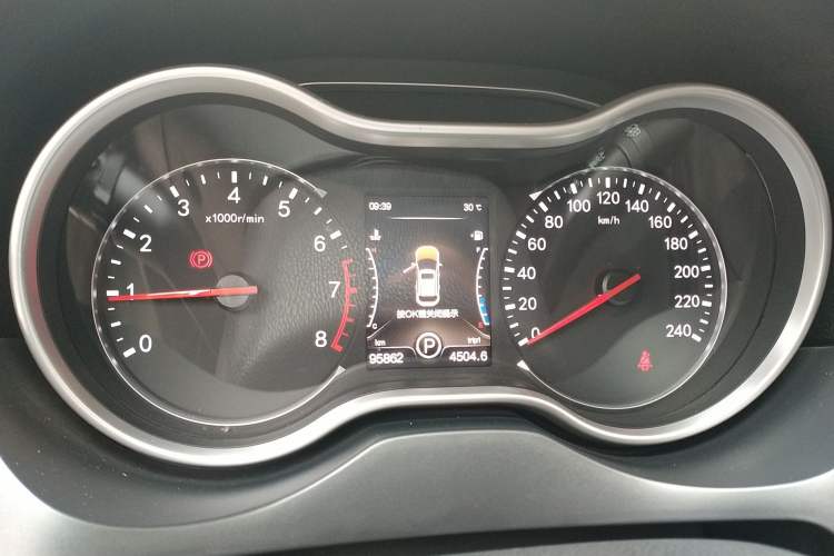 Used Bestune X80 2017 2.0L automatic Technology trim level Instrument Cluster