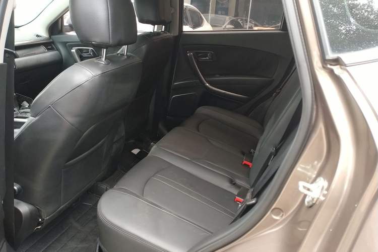 Used Bestune X80 2017 2.0L automatic Technology trim level Left Rear Seat