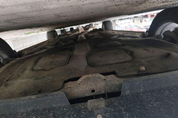 Used Bestune X80 2017 1.8T Automatic Sport Model Chassis Front