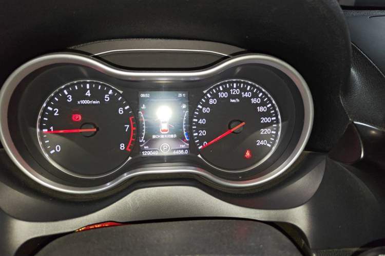 Used Bestune X80 2017 1.8T Automatic Luxury Model Instrument Cluster