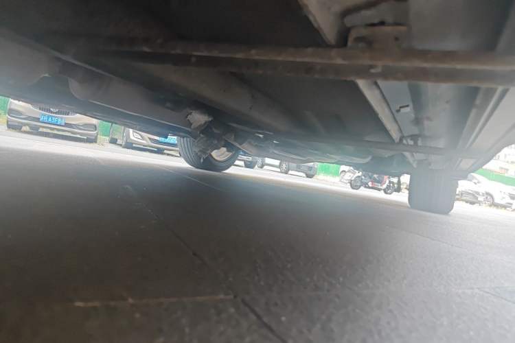 Used Bestune X80 2017 1.8T Automatic Luxury Model Chassis Front Left