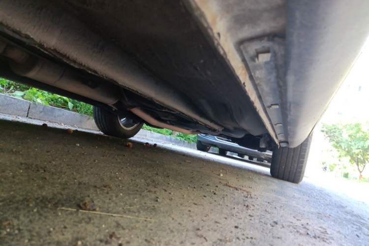 Used Bestune X80 2017 1.8T Automatic Luxury Model Chassis Front Left