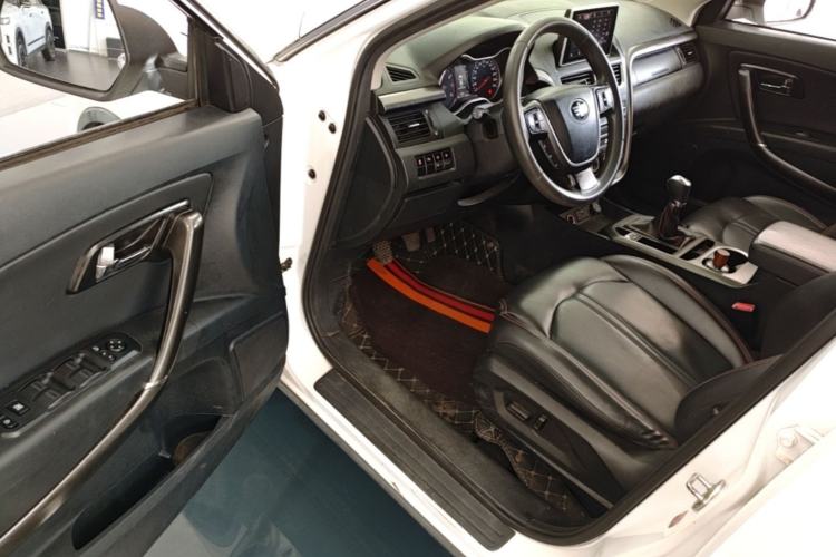 Used Bestune X80 2017 2.0L Manual Luxury Edition Driver Seat