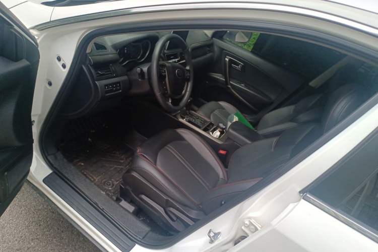 Used Bestune X80 2017 2.0L Automatic Elite Edition Driver Seat
