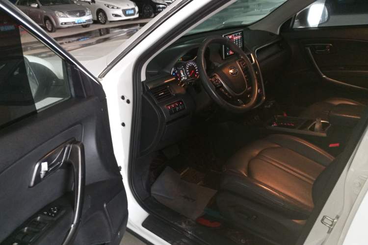 Used Bestune X80 2017 1.8T Automatic Luxury Model Driver Seat