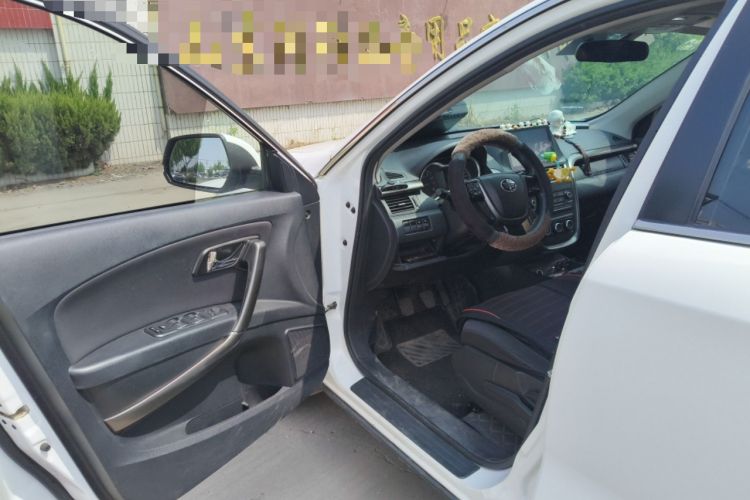 Used Bestune X80 2017 2.0L manual base version Driver Seat