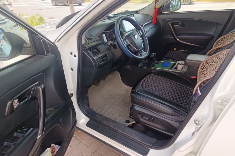 Used Bestune X80 2017 1.8T Automatic Luxury Model Driver Seat