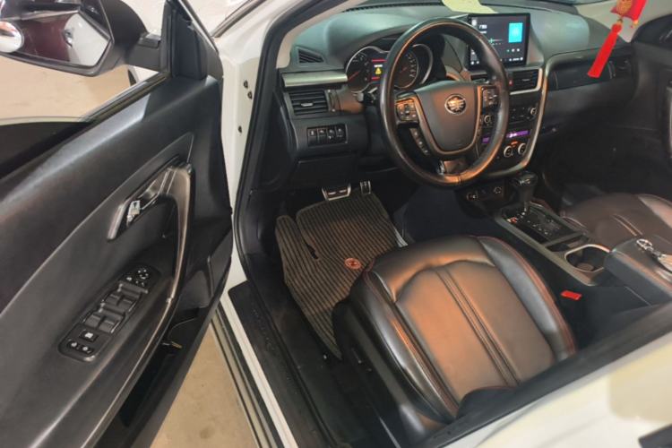 Used Bestune X80 2017 1.8T Automatic Luxury Model Driver Seat