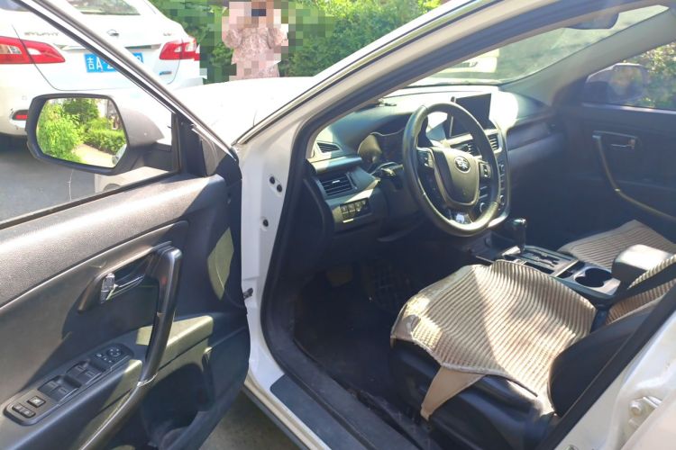 Used Bestune X80 2017 1.8T Automatic Luxury Model Driver Seat