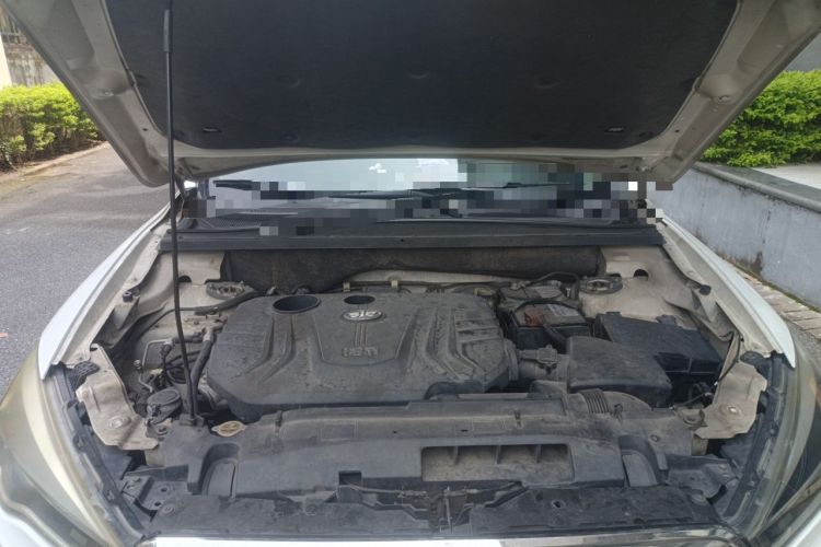 Used Bestune X80 2017 1.8T Automatic Luxury Model Engine Bay