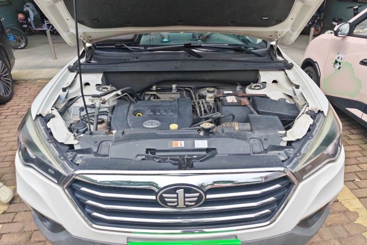 Used Bestune X80 2017 2.0L Manual Luxury Edition Engine Bay