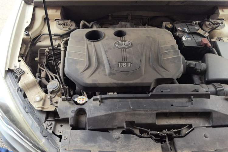 Used Bestune X80 2017 1.8T Automatic Luxury Model Engine Bay Right