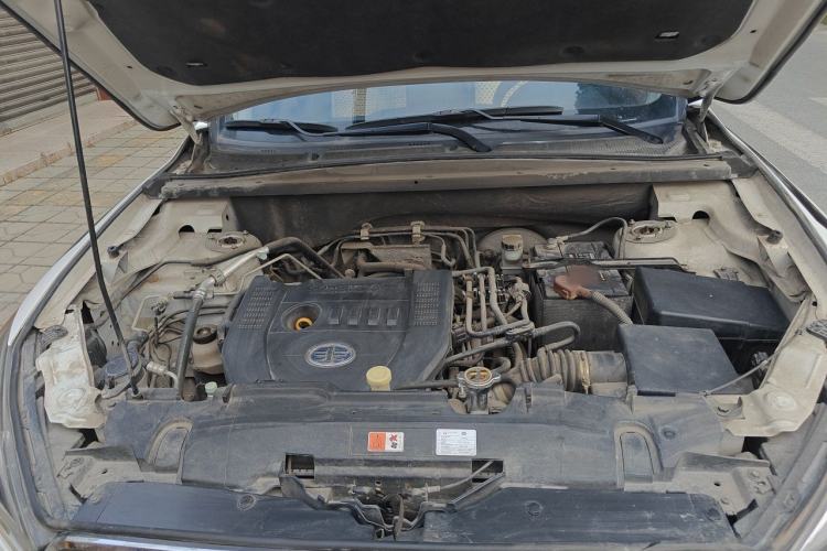 Used Bestune X80 2017 2.0L Manual Luxury Edition Engine Bay