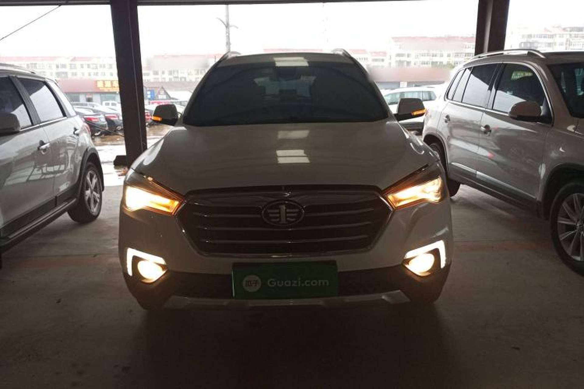 Used Bestune X80 2017 1.8T Automatic Luxury Model Front