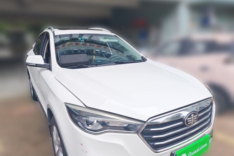 Used Bestune X80 2017 2.0L Manual Luxury Edition Front Right 45 Deg