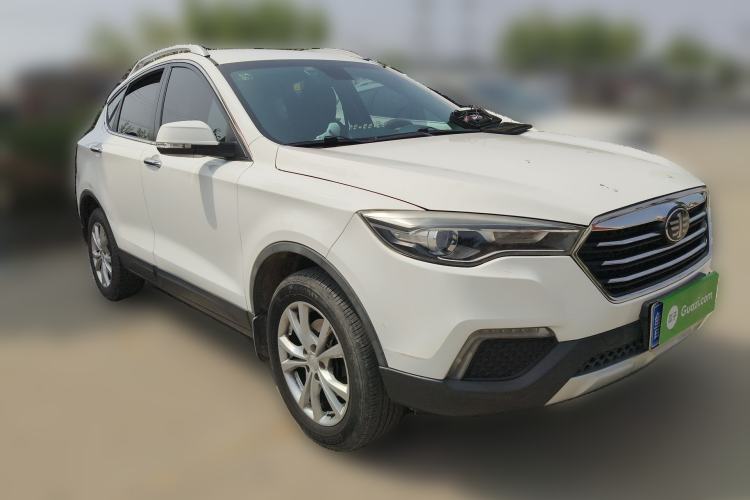 Used Bestune X80 2017 2.0L manual base version Front Right 45 Deg