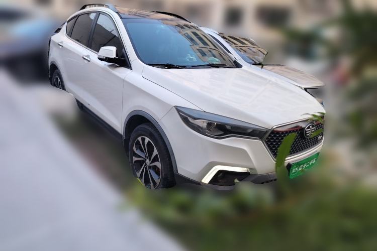 Used Bestune X80 2017 1.8T Automatic Sport Model Front Right 45 Deg