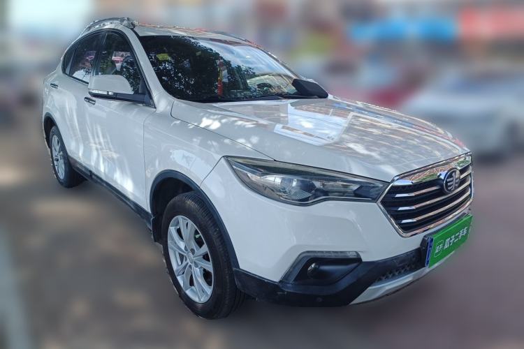 Used Bestune X80 2017 1.8T Automatic Luxury Model Front Right 45 Deg