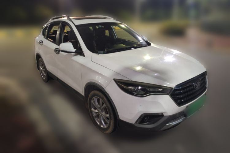 Used Bestune X80 2017 1.8T Automatic Luxury Model Front Right 45 Deg