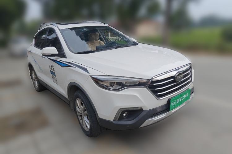 Used Bestune X80 2017 2.0L Manual Luxury Edition Front Right 45 Deg