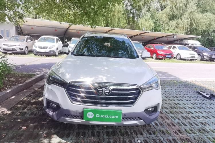Used Bestune X80 2017 2.0L Automatic Elite Edition Front