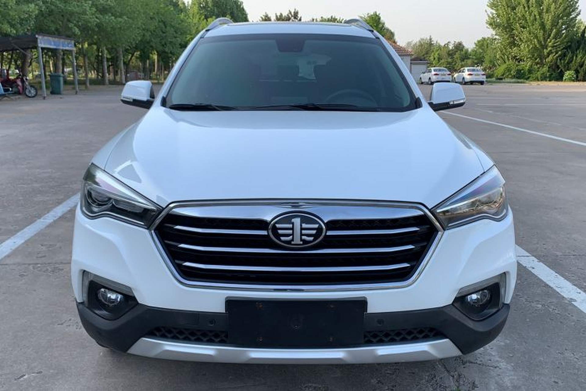 Used Bestune X80 2017 1.8T Automatic Luxury Model Front
